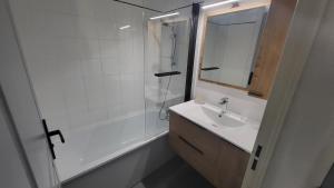 Appartements Appartement 4 a 6 personnes - Chalets d-Aurouze - La Joue du Loup : photos des chambres