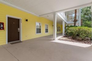 Bahama Bay- 3 bedroom condo with amenities