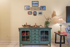 Bahama Bay- 3 bedroom condo with amenities