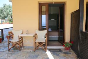 Studios Liotrivi Ouranoupolis