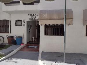 Kitnet Capitão Ferrat