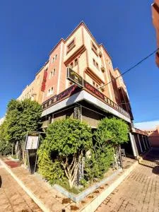 IAZAL Hotel Ouarzazate - Айт-Бен-Хадду