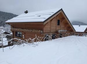 Chalets Chalet de Luxe Spacieux -12 pers- Sauna & Jacuzzi : photos des chambres