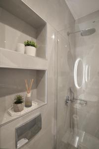 Irida Apartments