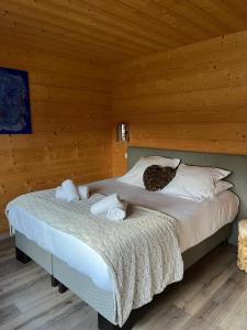 Chalets Chalet de luxe -8 pers- sauna - vues lac & montagne : photos des chambres