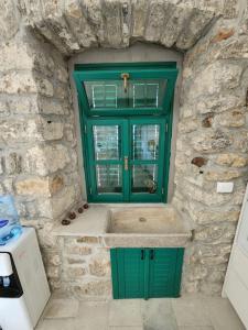 Boka Fig Village Rustic luxury with a view & pool