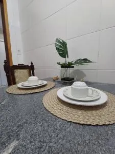 Apê 03 - confortável e perto de tudo - Aracatu