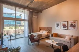 Descubrí Pilar en Nuevo e Increíble Studio P25 - 托尔图吉塔斯