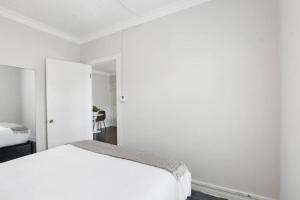 Prime & Stylish 1BR Hideaway - Dorchester 306