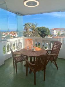 Apartamento con vistas al mar en El Faro, Mijas