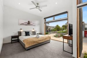 Mariners Retreat Unrivalled Ocean and River Views