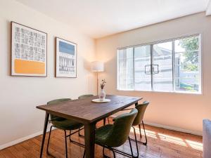 Monthier LACMA SI5T8H57