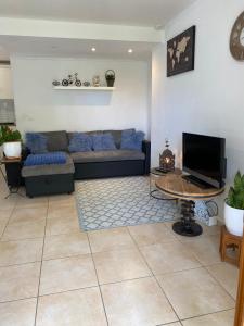 Appartements Sous la pinede provencale : photos des chambres