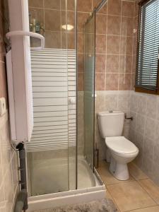 Appartements Sous la pinede provencale : photos des chambres