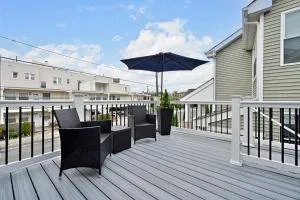 Special Beach Cottage with Deck - 文特诺市