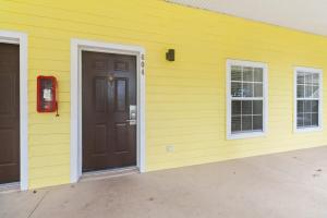 Bahama Bay- Condo 3 bedrooms first floor