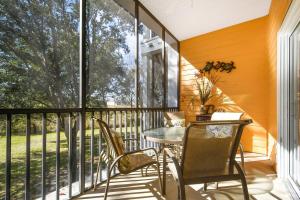 Cute condo in Bahama Bay with big balcony