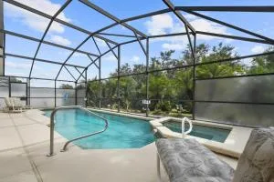 Stunning 5 bedrooms pool home-game room - Wolf Bend Island