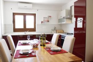 Family-friendly apartments with swimming pool Radasinovci, Biograd - 22312