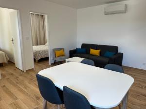 Appartements La Rougette : photos des chambres