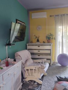 Apartments with parking space Grohote, Solta - 23166