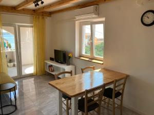 Apartments by the sea Tkon - Pasman - 23194