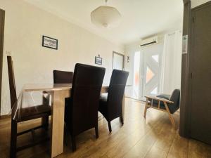Maisons de vacances Maison cosy avec clim, WiFi, proche port et plages, 6 pers., Port-Vendres - FR-1-309-367 : photos des chambres