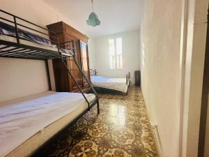 Maisons de vacances Maison cosy avec clim, WiFi, proche port et plages, 6 pers., Port-Vendres - FR-1-309-367 : photos des chambres