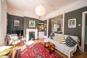 Spacious London apartment 20min to London Bridge - Pass the Keys