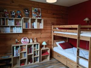 Maisons de vacances Maison 8 pers avec jardin et garage a Autrans - FR-1-737-82 : photos des chambres