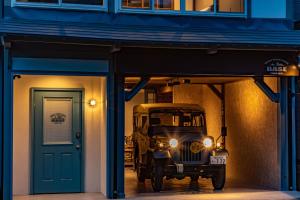 HIDA TAKAYAMA BASE - Traditional Japanese Garage House with Private Sauna