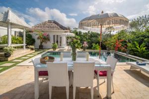 Villa Moana Poe Uluwatu