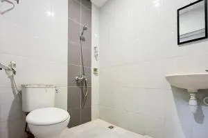 Urbanview Poma Hotel - 沙璜