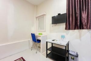 Urbanview Poma Hotel