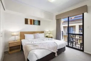 Comfortable Apt in Northbridge wtih Pool & WiFi - Perth