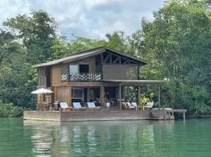 RD001 Linda Casa en Rio Dulce - Izabal