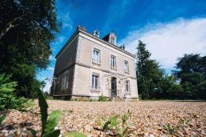 Hotels La Marjolaine - Demeure d-Hotes - Service Para-hoteIier - Premium : photos des chambres