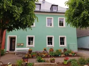 Kattl Comfortable holiday residence - Bischofsgrün