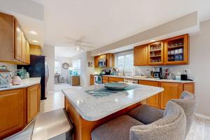 Salt Pond --- 494 Bethany Loop