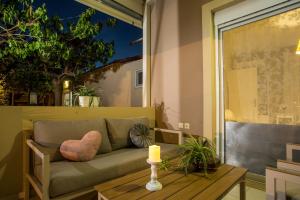 Sea Breeze & Nature villa with pool and hot jaguzzi near the sea