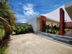 Tropicopia - Elivāla