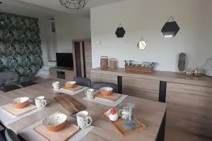 Gîte à 10min du circuit de Spa-Francorchamps - 尼维兹