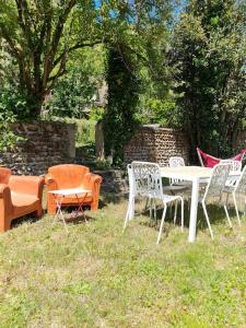 Maisons de vacances La parenthese maison de vacances a Hauterives : photos des chambres