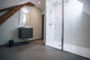 Hotels La Marjolaine - Demeure d-Hotes - Service Para-hoteIier - Premium : photos des chambres