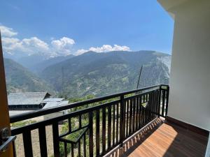 Hotel Diwan Sachpass Himalayan Brothers