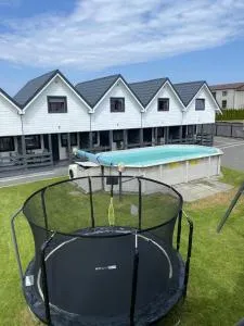 Domki letniskowe Nadia z podgrzewanym basenem - 查普伊