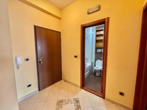 Heart of the City Stunning comfort,Balcony ,Netflix,Free Wi-Fi