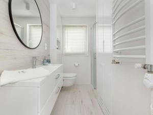 Apartment with balcony, close to the beach, pool