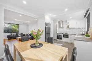 Mr Webster - Wendouree