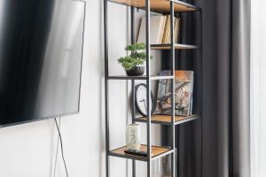 Wola Pawia Comfort Studio by BookingHost